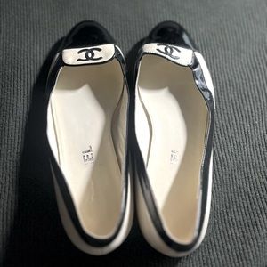 Vintage authentic Chanel flats
